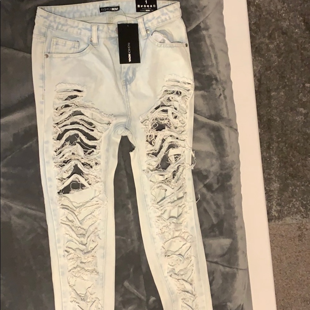 distressed fashion nova jeans size 1